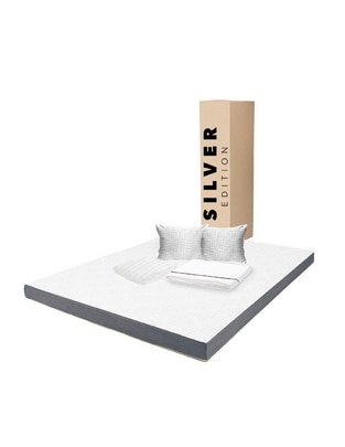 Colchón en caja protector + sábana + almohada Colchón en caja protector + sábana + almohada